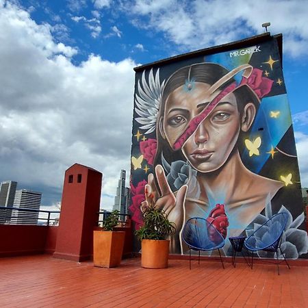 Depa Quevedo - Trendy Revamped Flat - Exceptional Spot In Bogota'S Historic Colonial Square - Candelaria Bagian luar foto